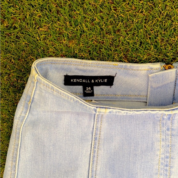 Kendall and Kylie blue skirt - Picture 3 of 3